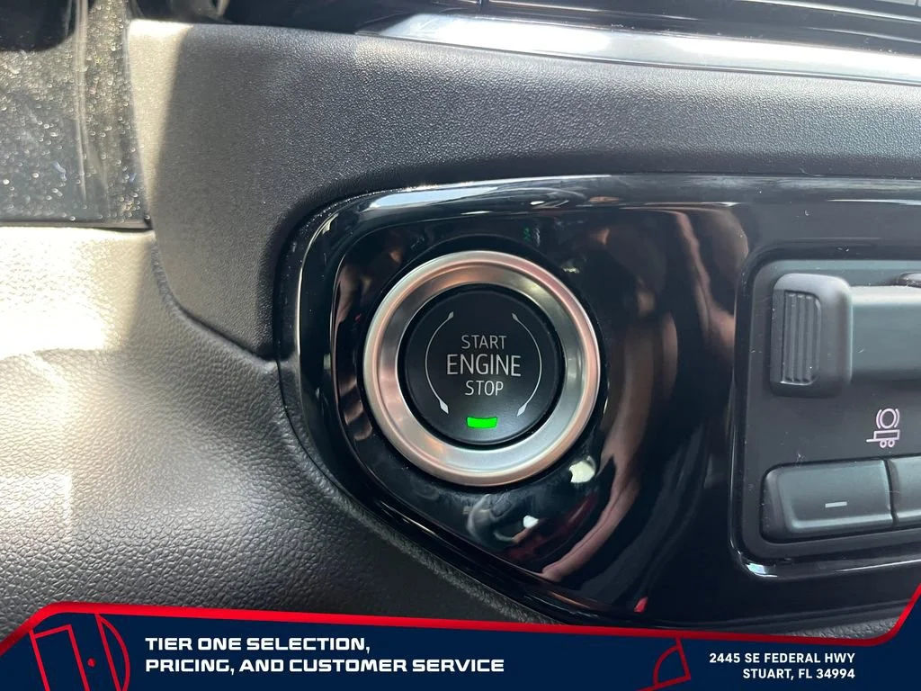 Used 2025 Titanium Rush Metallic GMC Elevation image 28