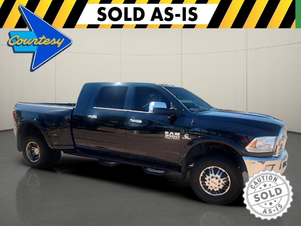 Used 2015 Black Ram Laramie image 1