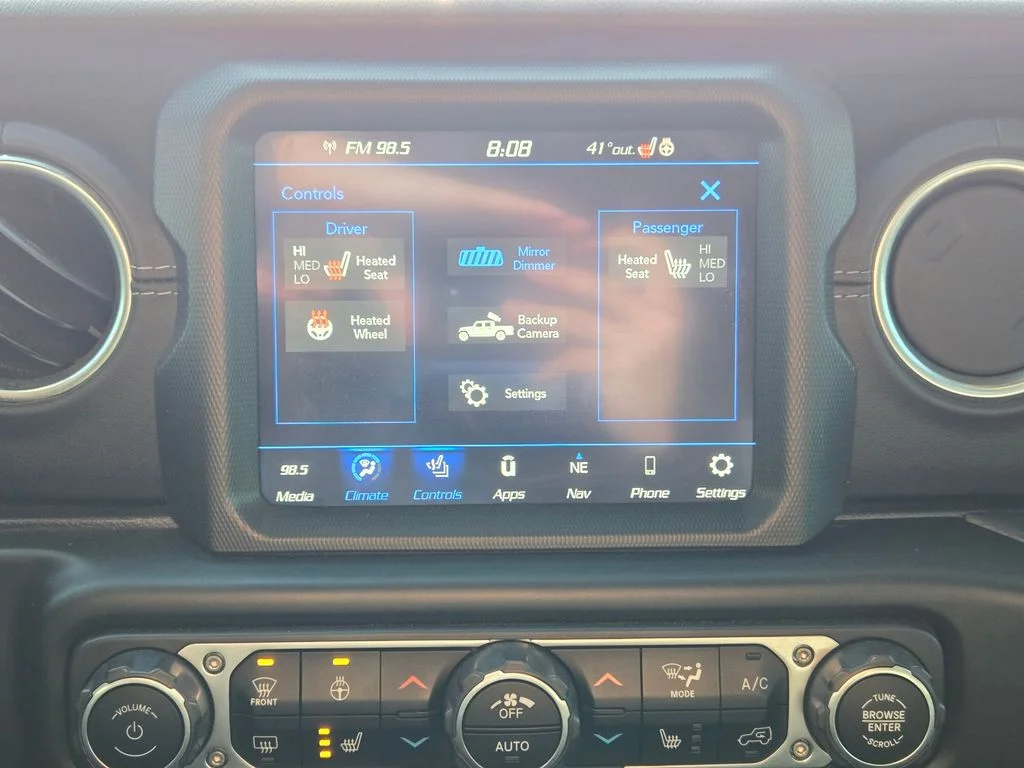 Used 2020 Beige Jeep Overland image 23