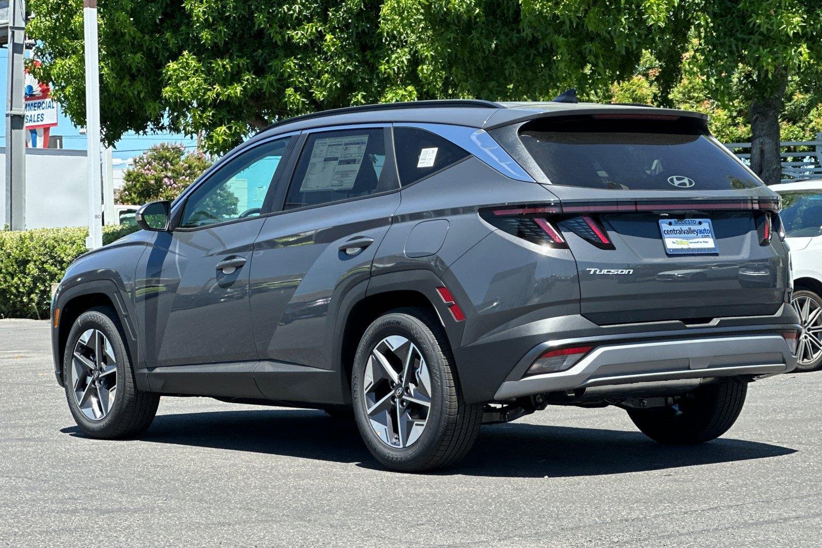 New 2026 Ecotronic Gray Hyundai SEL Premium FWD image 34