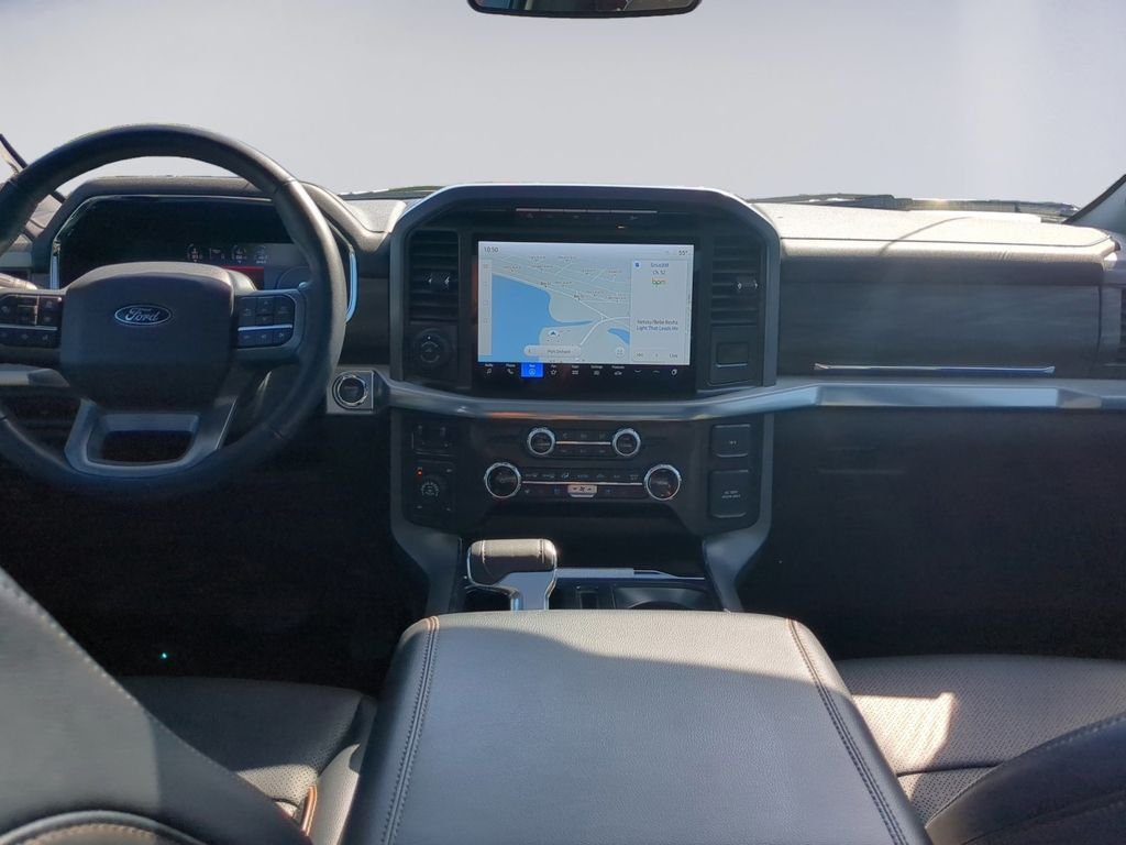 Used 2024  Ford Lariat image 14