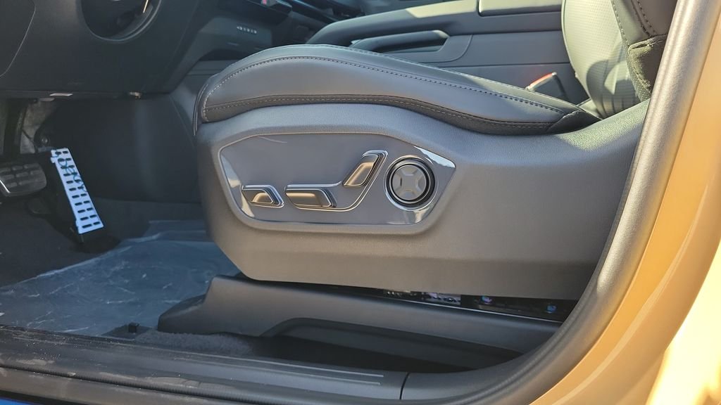 2027 Kia Telluride X-Pro SX - Photo 24