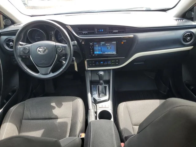 Used 2018 Red Toyota Base image 9