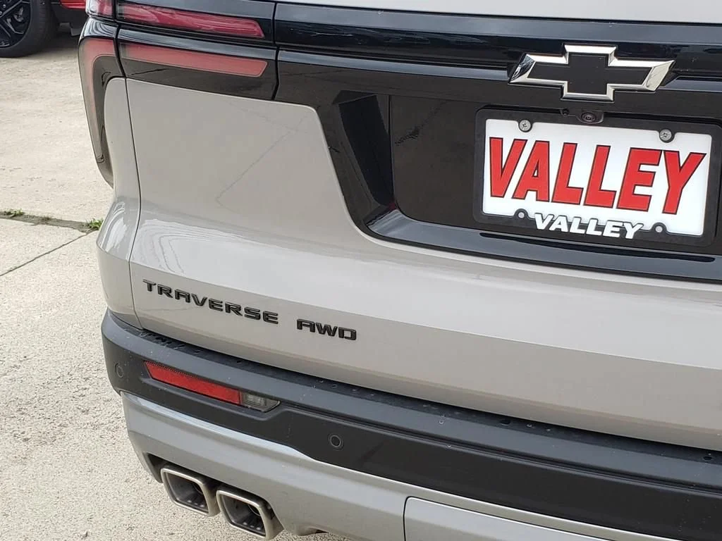 New 2027 Sandstone Gray Chevrolet Z71 image 12