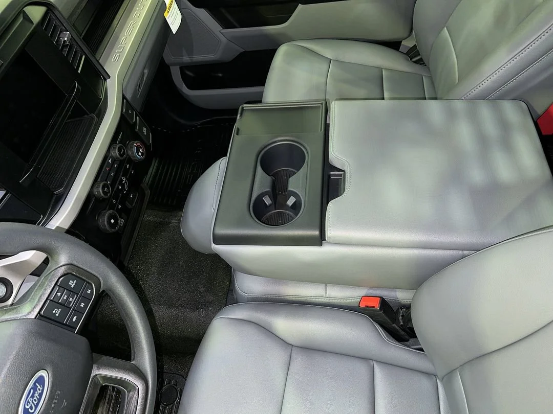 New 2026 Oxford White Ford F-550® XL image 18