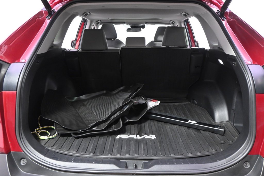 Used 2022 Pearl Toyota XLE Premium image 19