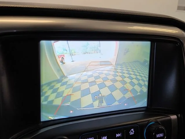 Used 2018 GRAPHITE METALLIC Chevrolet LT image 20
