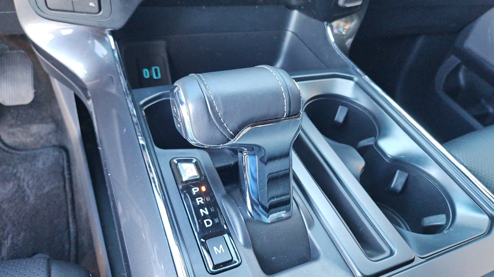 Used 2023 Gray Ford XLT image 23