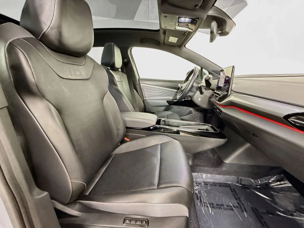 Used 2023 Gray Volkswagen Pro S image 29