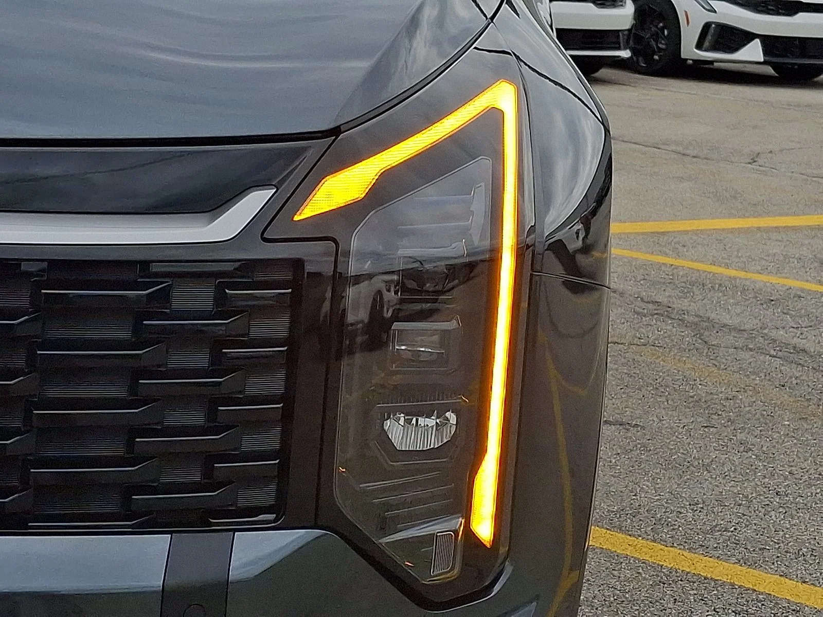 New 2027 Gray Kia S image 8