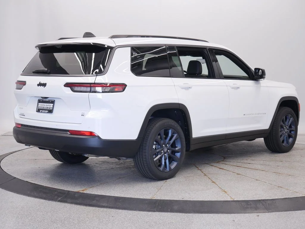 New 2026 Bright White Clear-Coat Exterior Paint Jeep 85th Anniversary Edition image 6