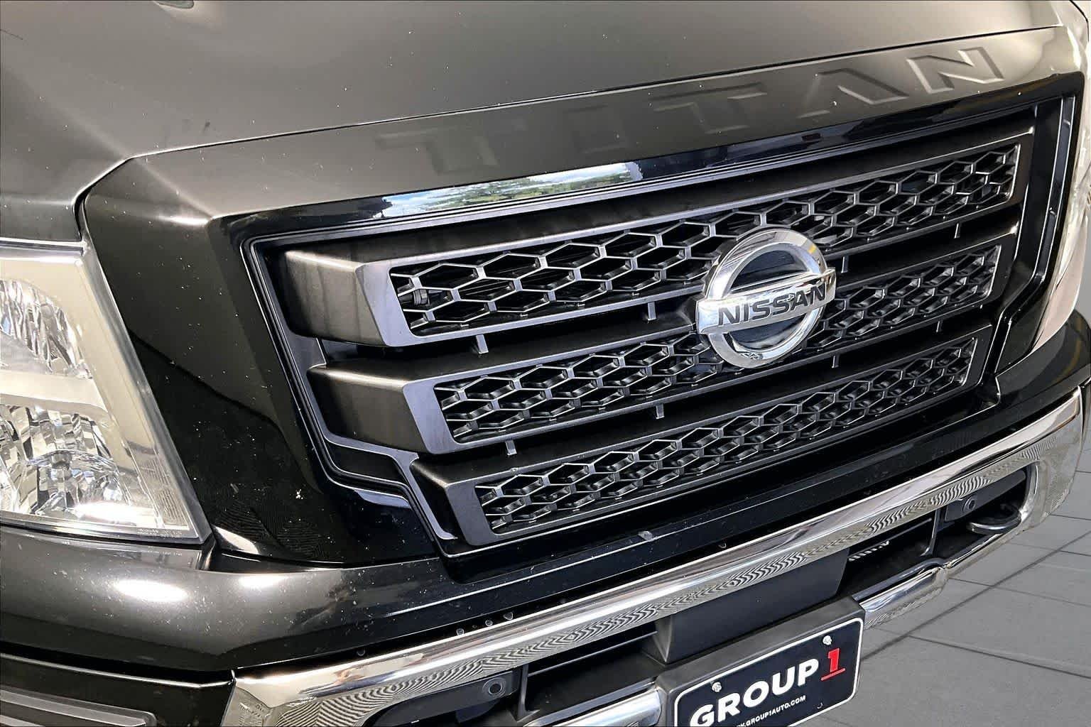 Used 2021 Super Black Nissan SV image 28