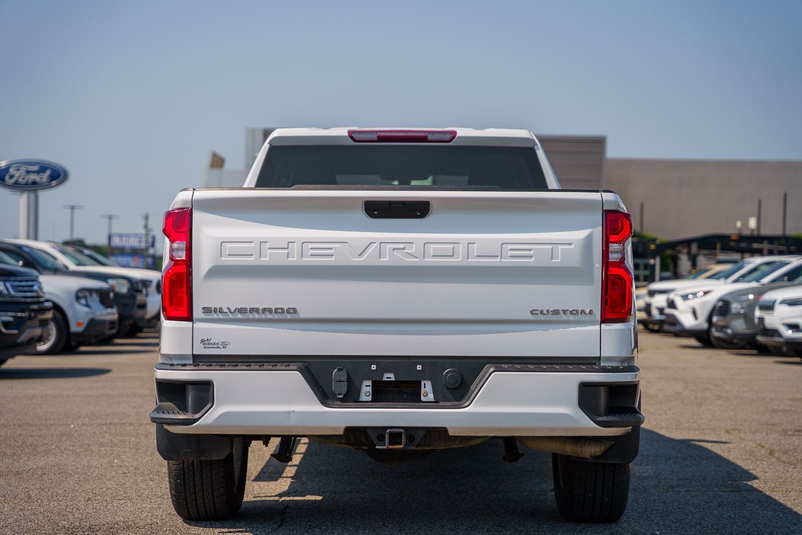 Used 2022  Chevrolet Custom image 5