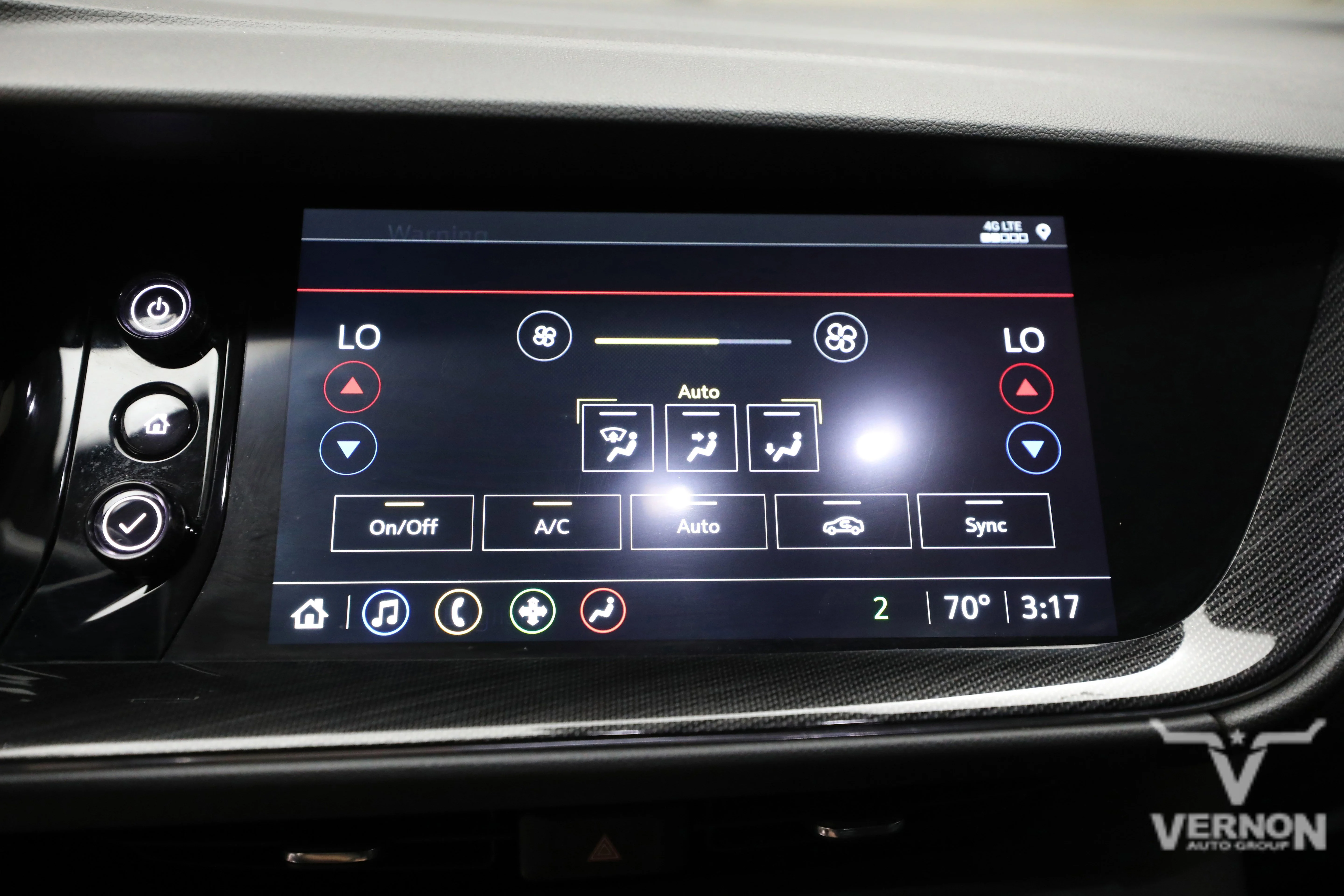 Pre-Owned 2022 Buick Envision Essence