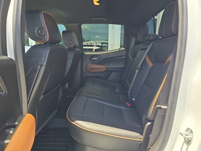 2026 GMC Canyon AT4 - Photo 15