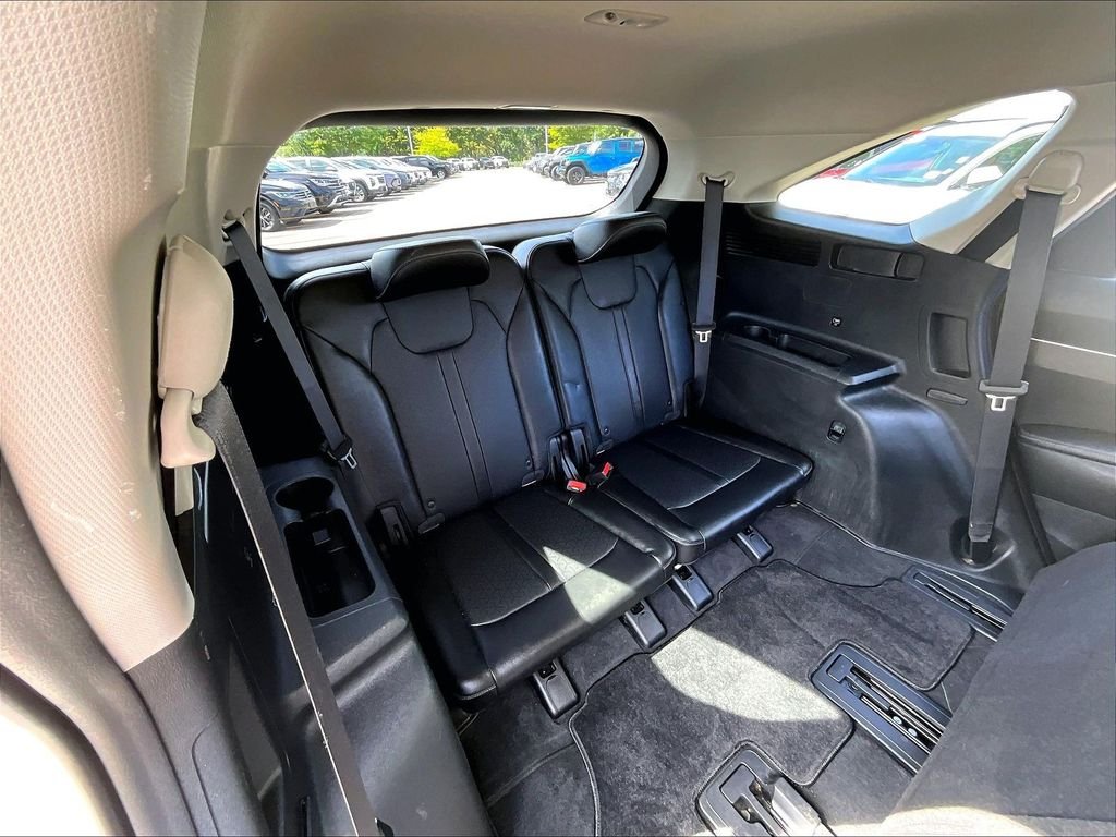 Used 2022 Gray Kia S image 17