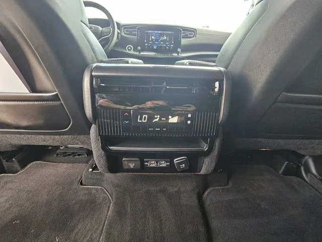 Used 2023 Gray Metallic Jeep Base image 19