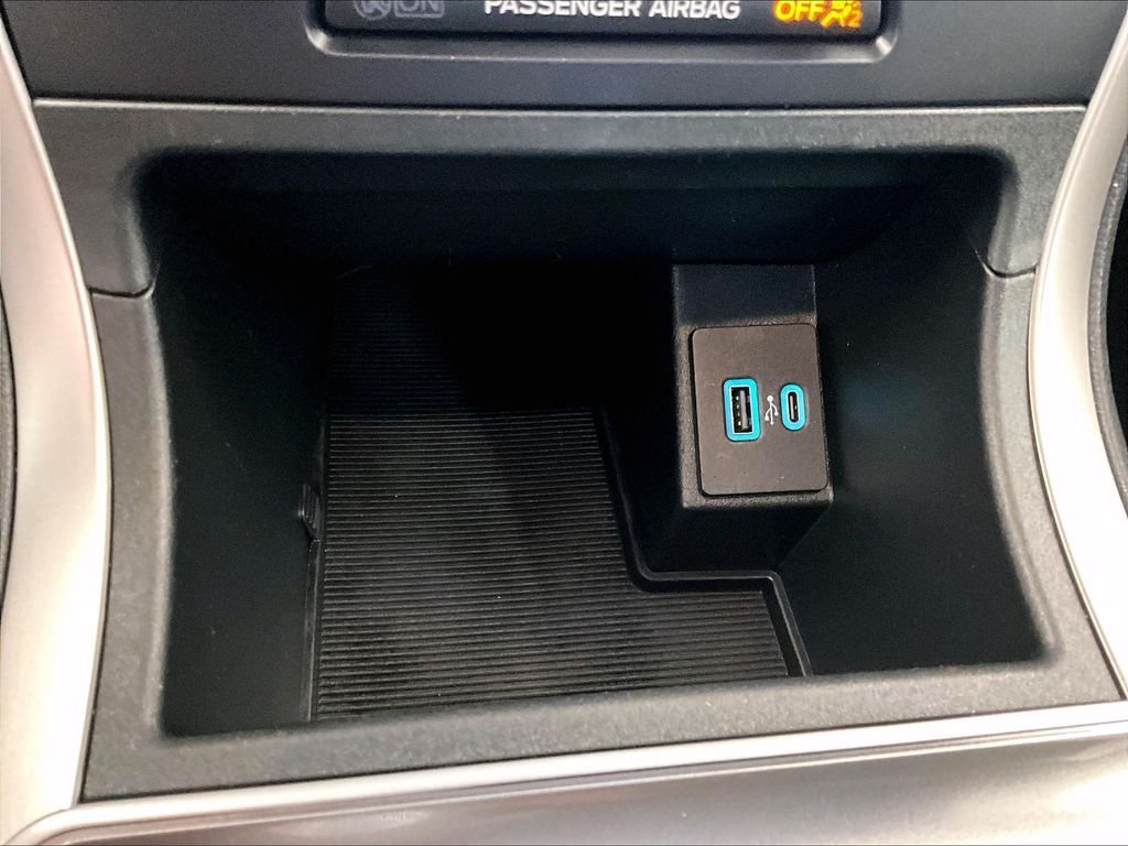 Used 2024 Black Metallic Ford SEL image 26