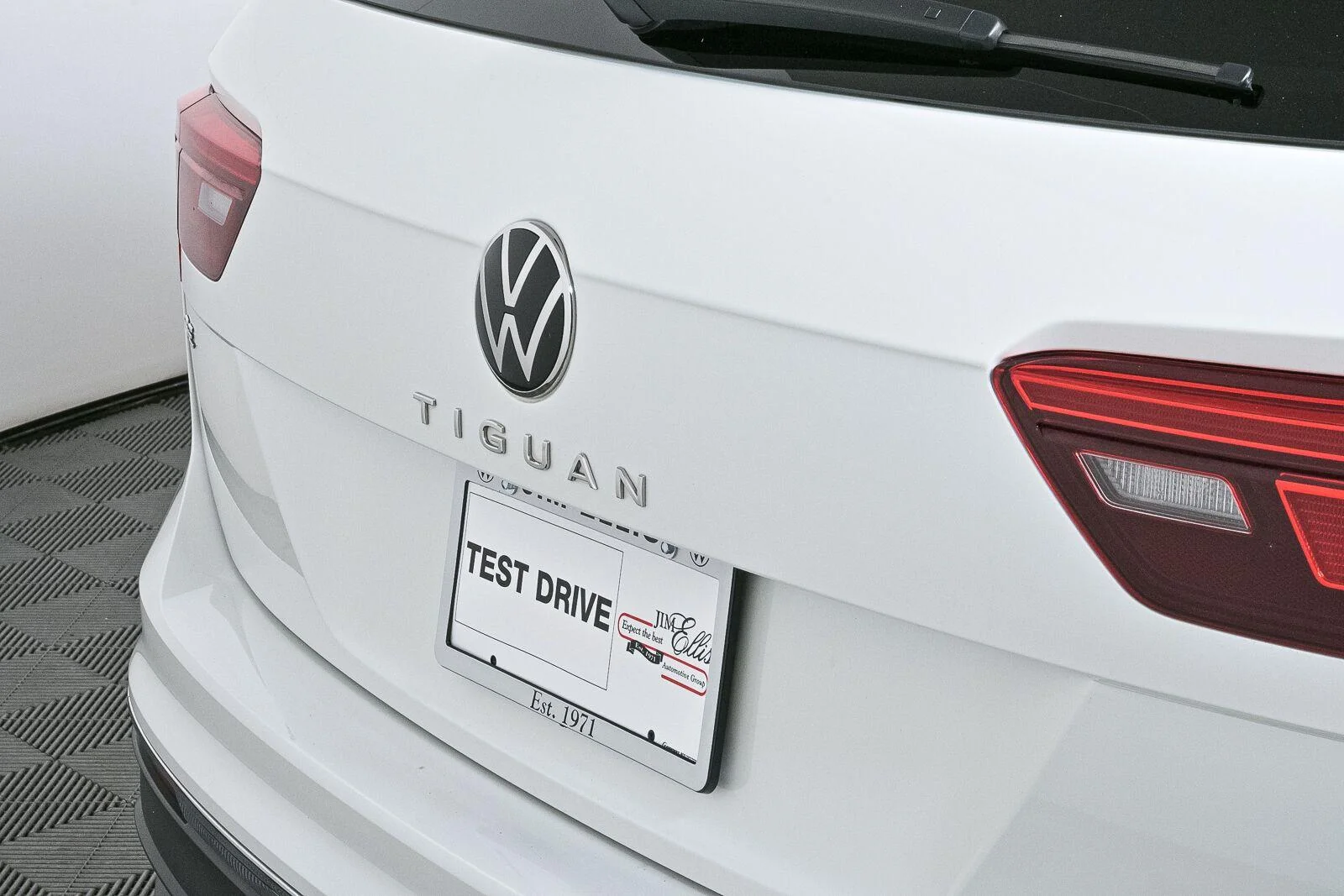 Certified Used 2023 Opal White Pearl Volkswagen SE image 42
