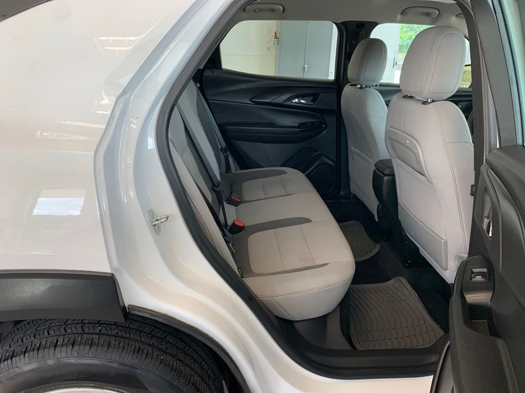 Used 2021 White Chevrolet LS image 17