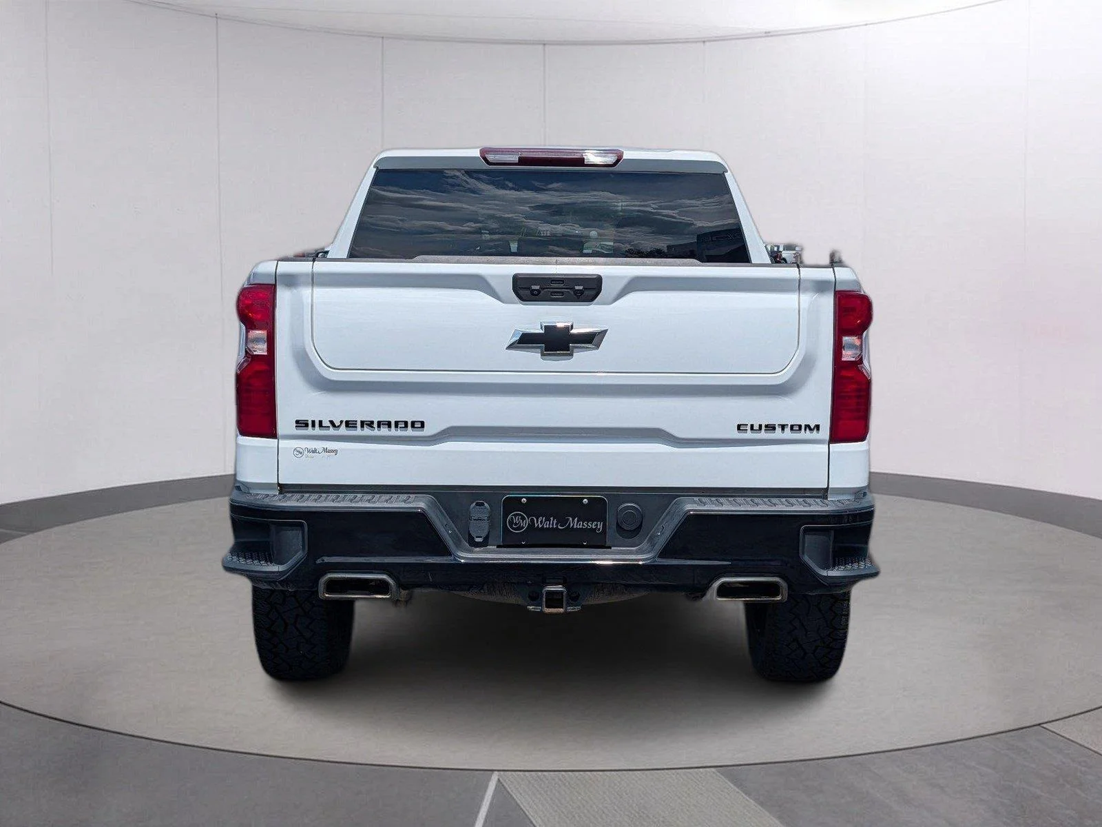 Used 2023 SUMMIT WHITE Chevrolet Custom Trail Boss image 4