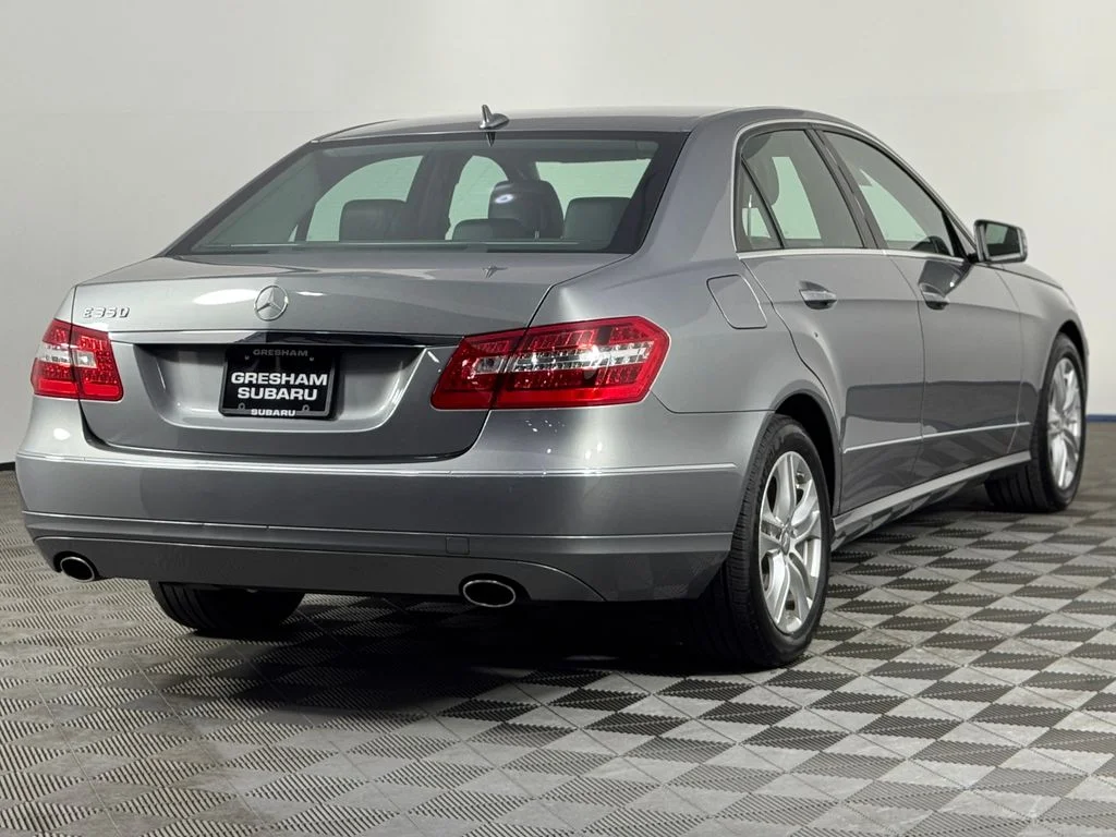 Used 2010 Iridium Silver Metallic Mercedes-Benz E 350 image 6