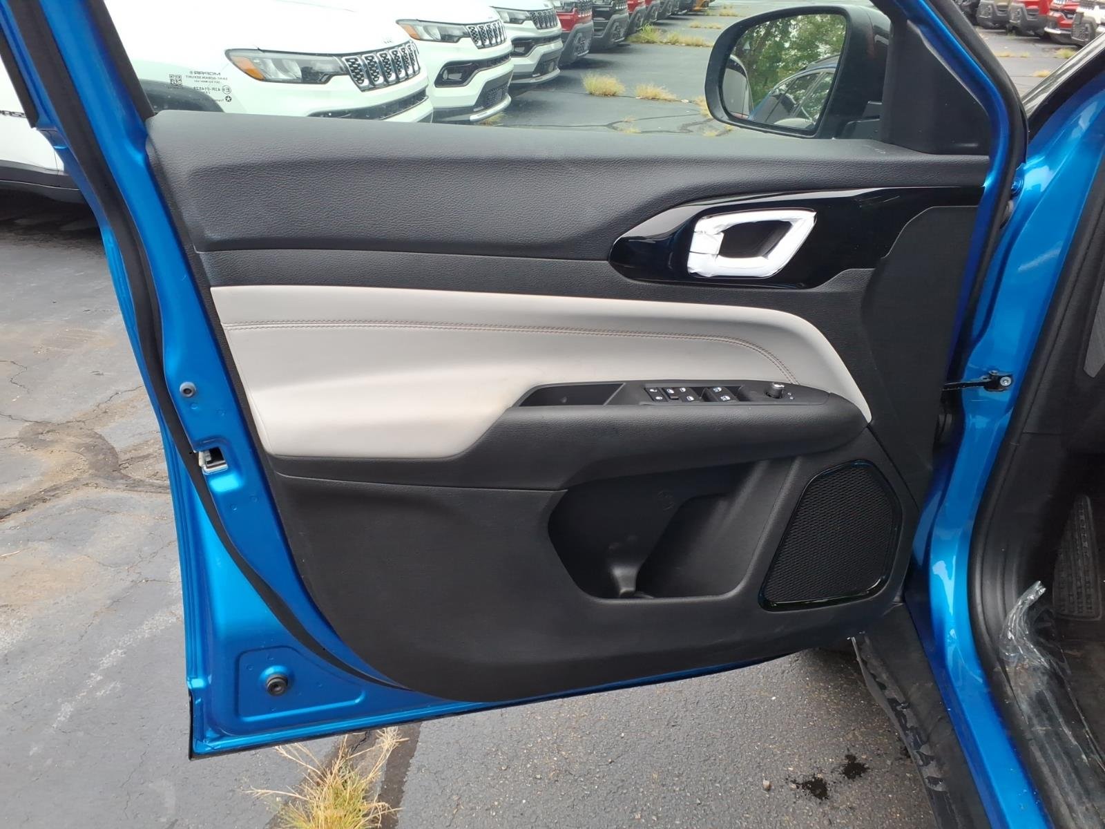 New 2026 Hydro Blue Pearlcoat Jeep Limited image 8