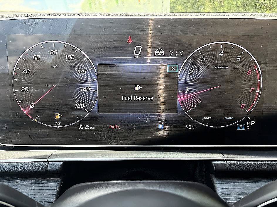 Used 2024 Black Mercedes-Benz GLE 450 image 8