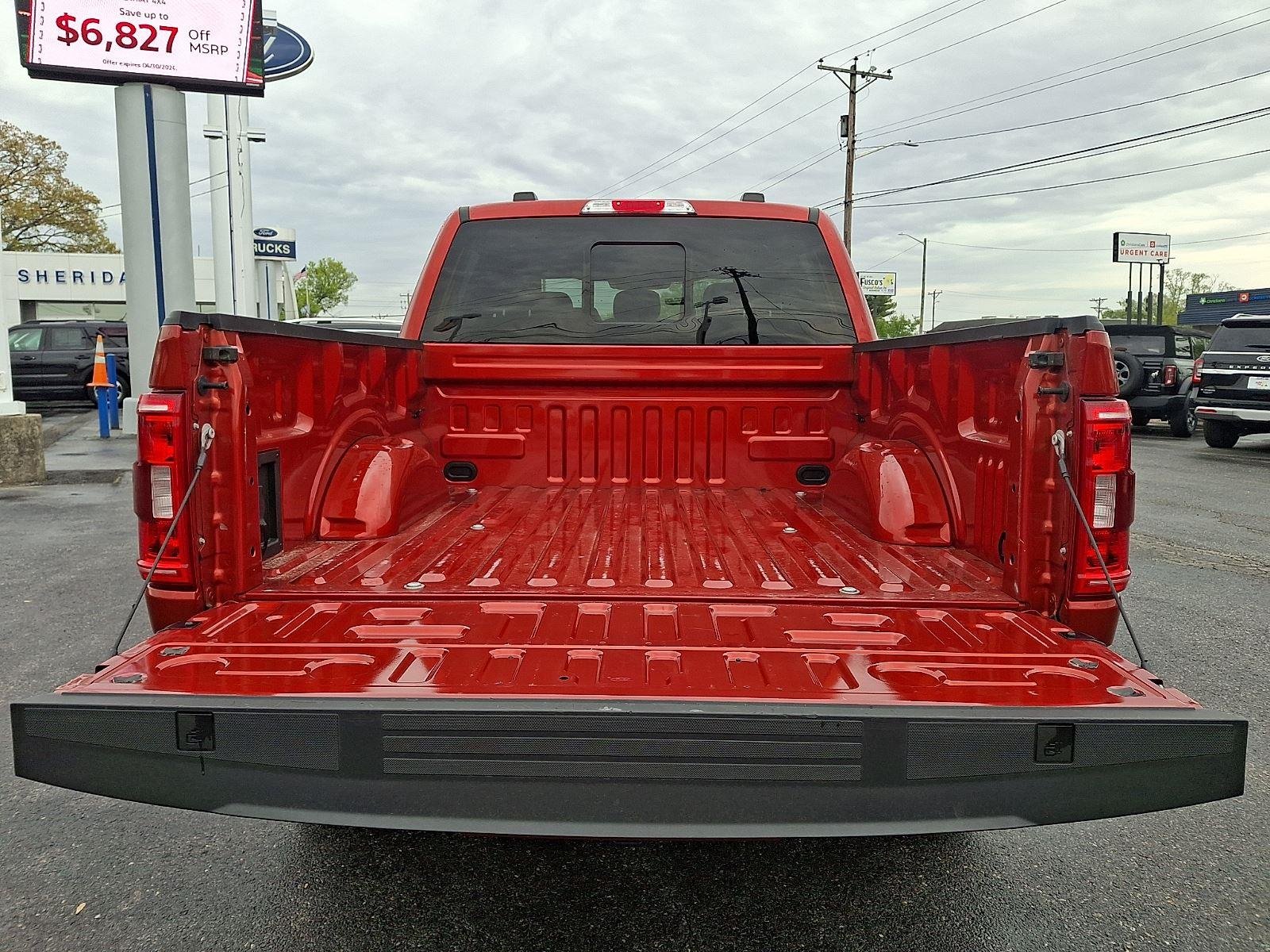 Certified Used 2023 Hot Pepper Red Tinted Clearcoat Ford XLT image 29