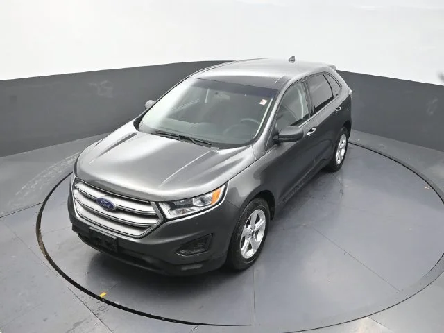 Used 2017 Gray Ford SE image 25