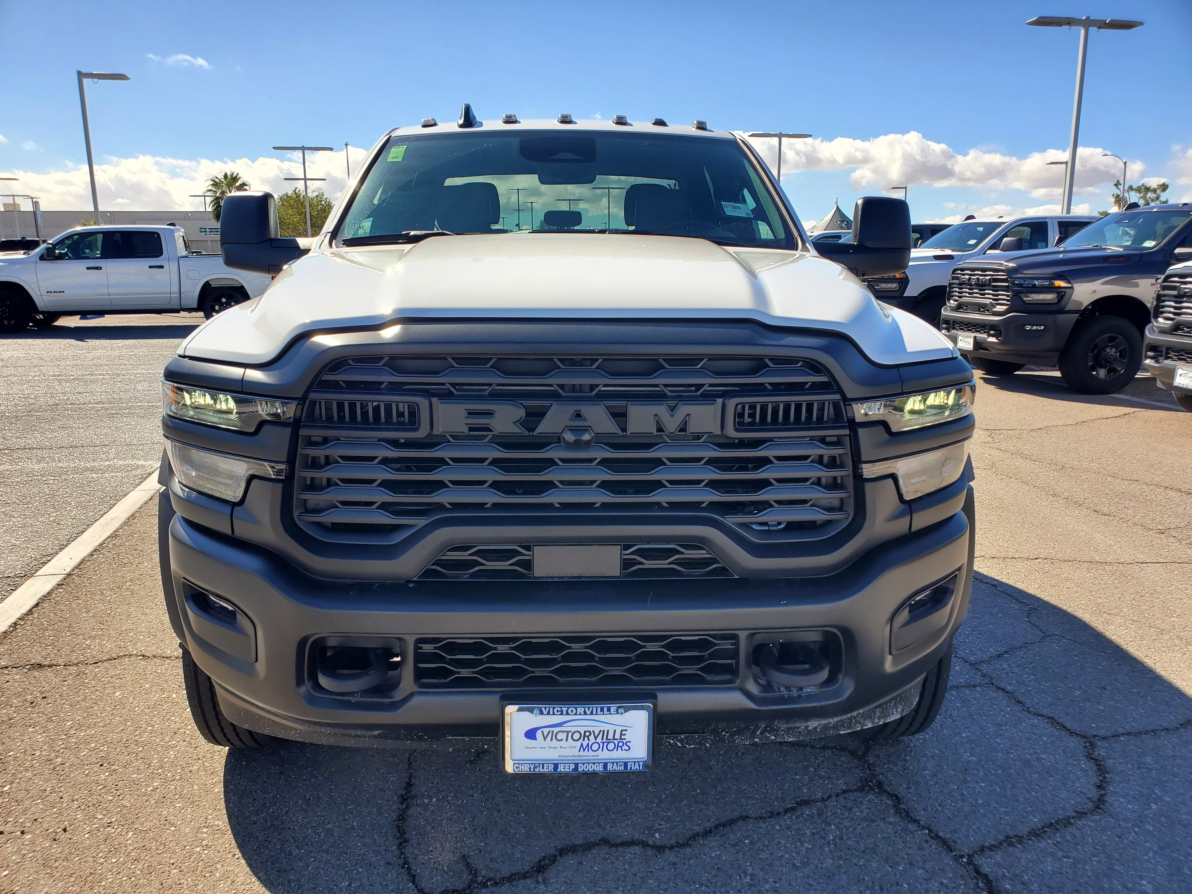 New 2026 Bright White Clearcoat RAM Tradesman image 8