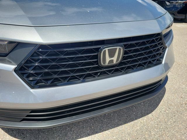 New 2026 Solar Silver Metallic Honda LX image 6