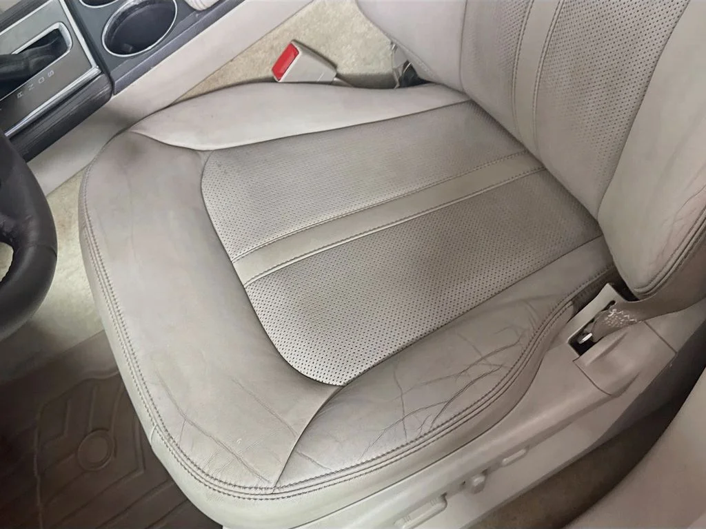 Used 2014 Ruby Red Metallic Tinted Clearcoat Lincoln Base image 18