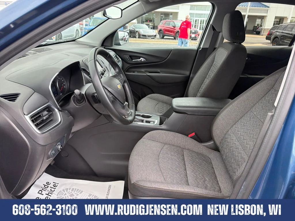 Used 2024 Lakeshore Blue Metallic Chevrolet LT image 9