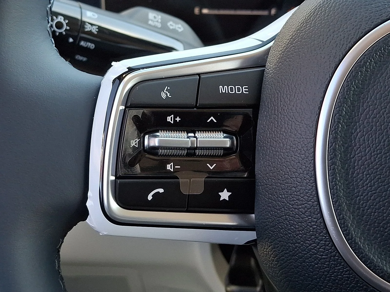 New 2026 White Kia EX image 18