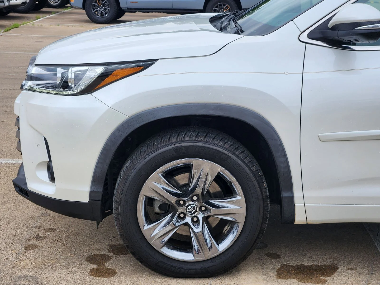Used 2019 White Toyota Limited Platinum image 8