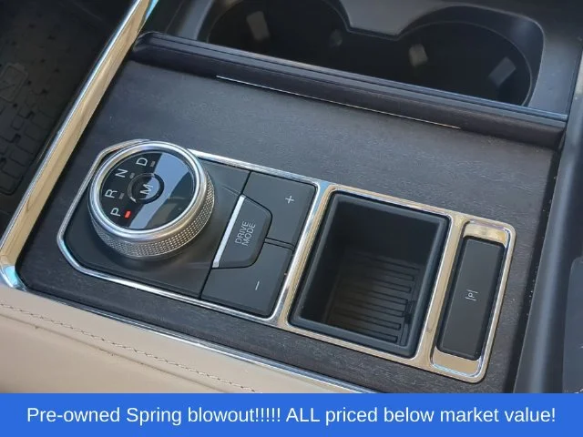 Used 2022 White Ford Platinum image 36