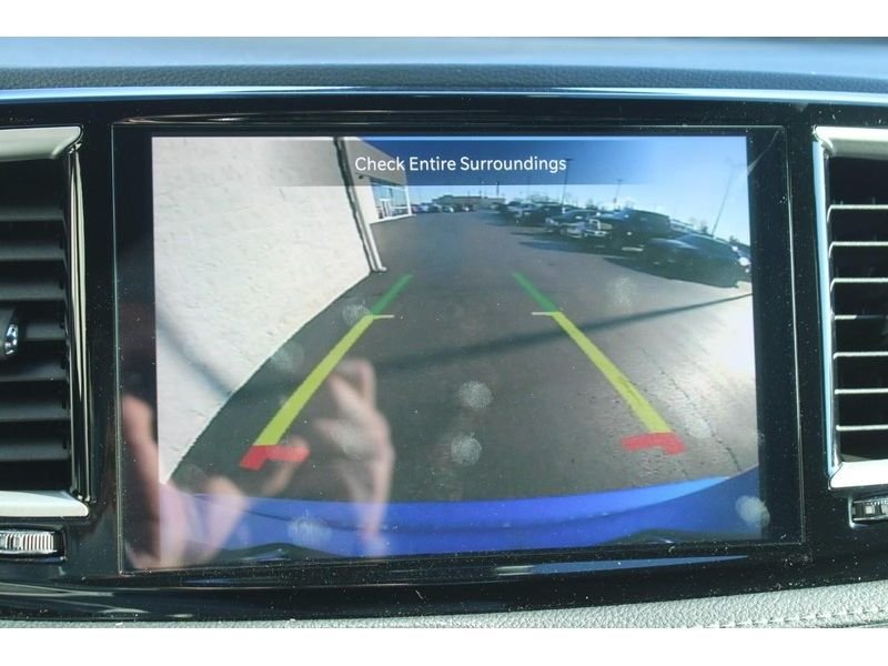 New 2026 Hydro Blue Pearl-Coat Exterior Paint Chrysler Select image 17