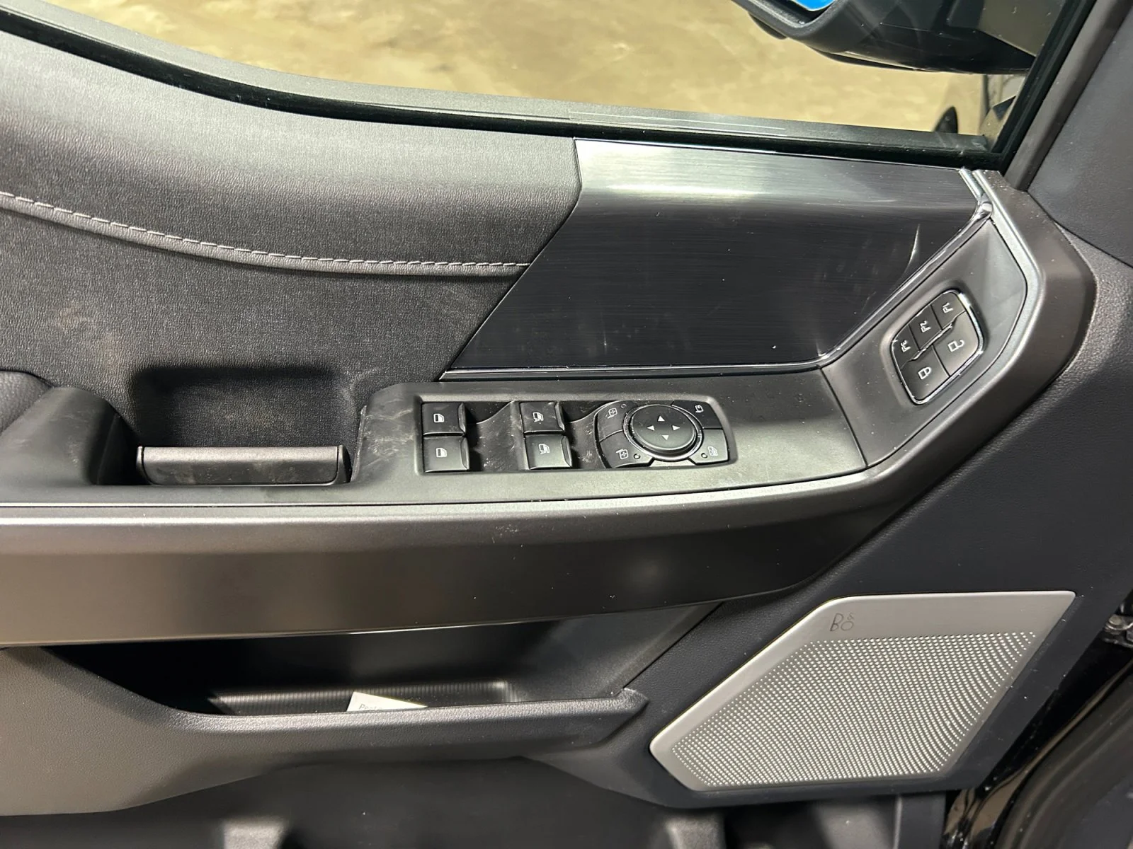 New 2026 Agate Black Metallic Ford Lariat image 17