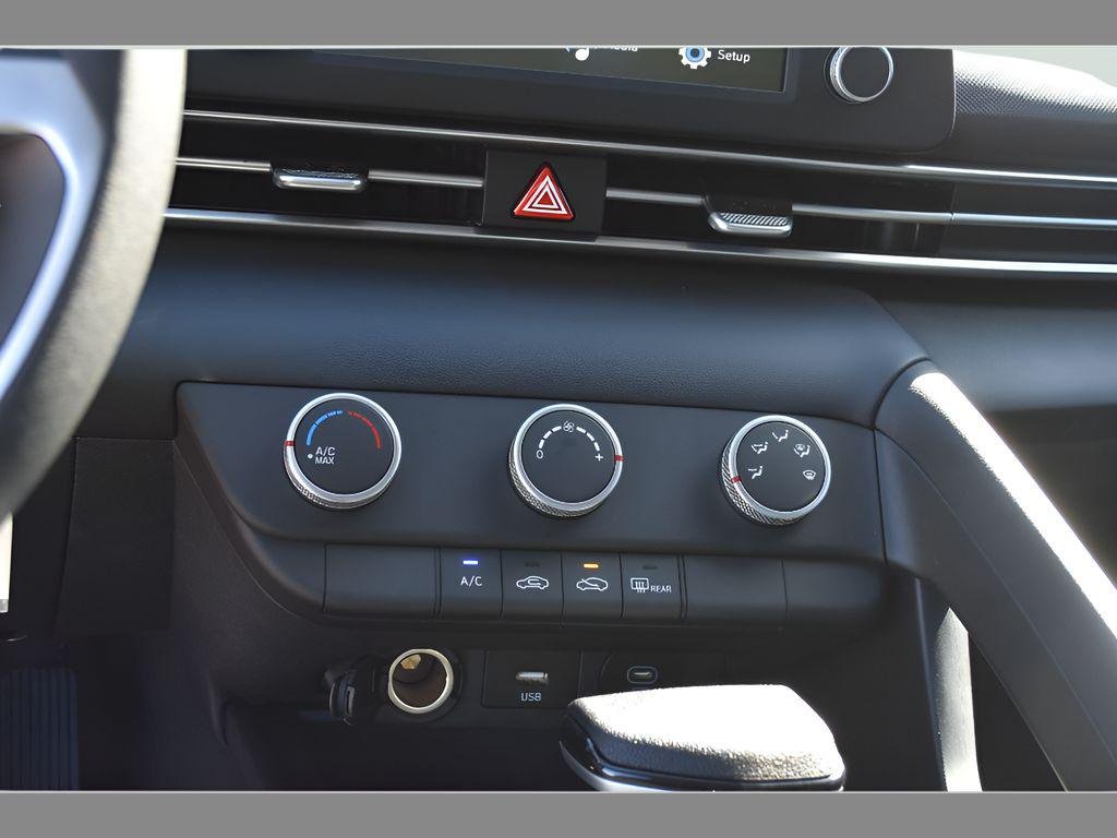 New 2026 Amazon Gray Hyundai SE image 22