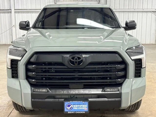 Used 2025  Toyota SR5 image 2