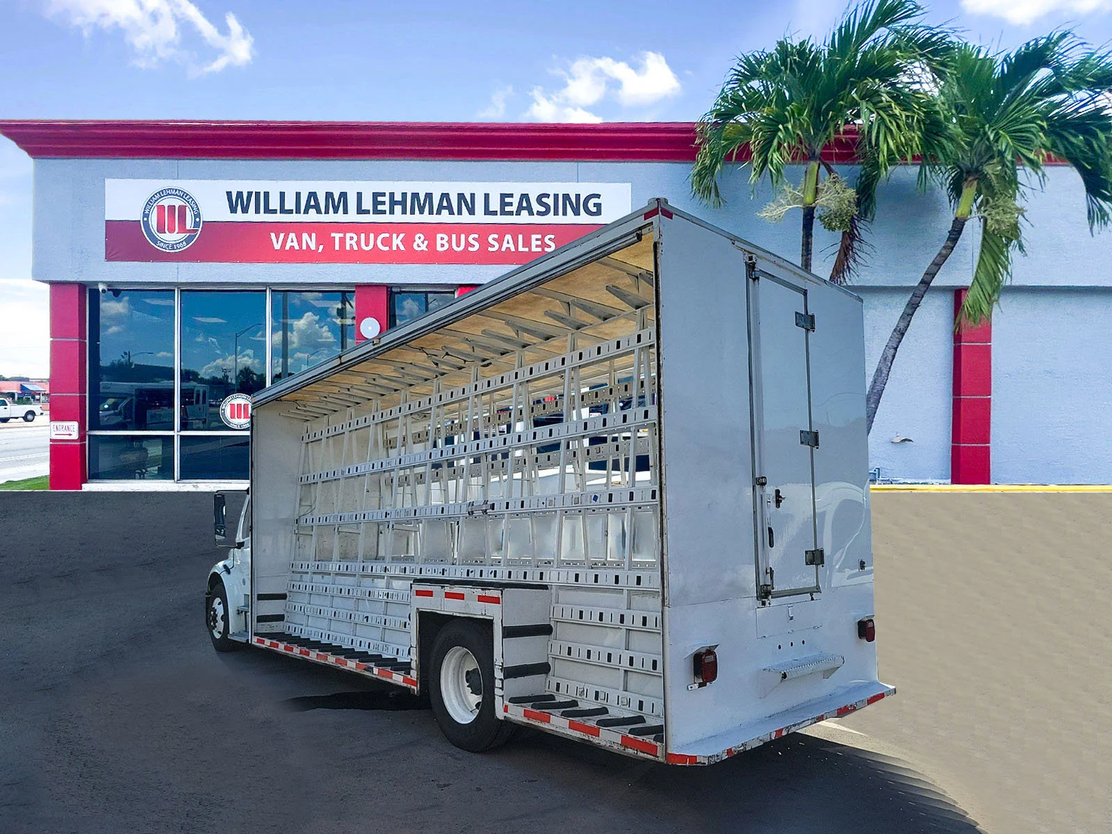 Used 2019 White Freightliner  image 3