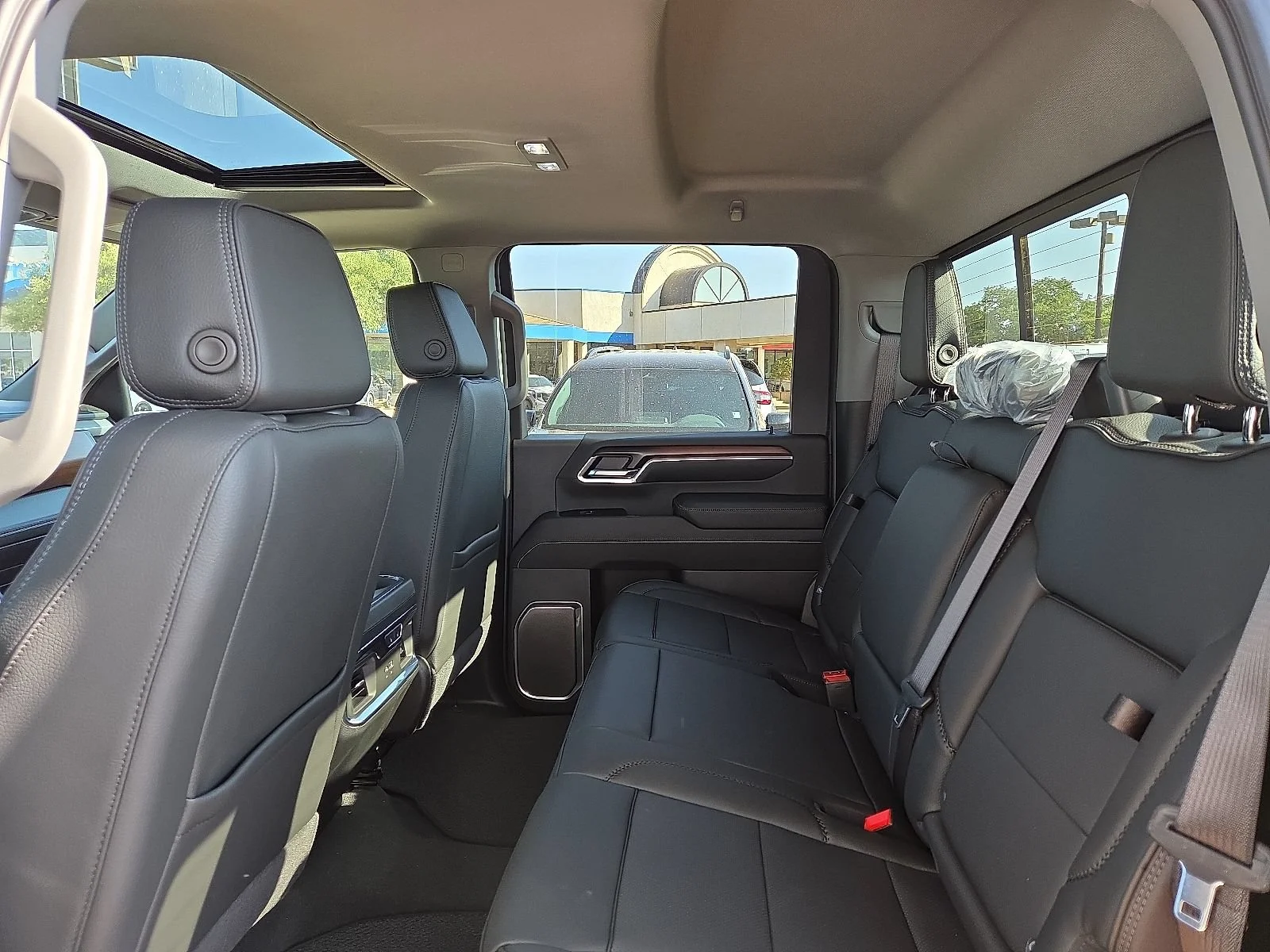 2026 GMC Sierra 2500HD Denali - Photo 9