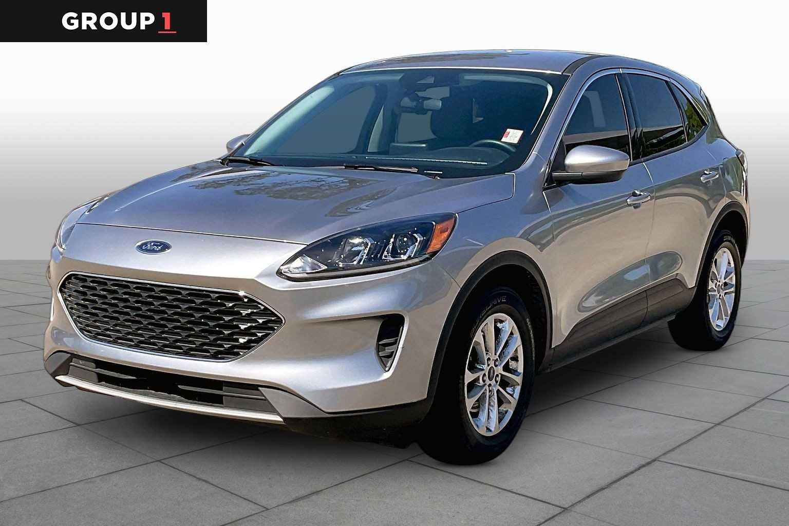 2021 Ford Escape SE FWD's photo