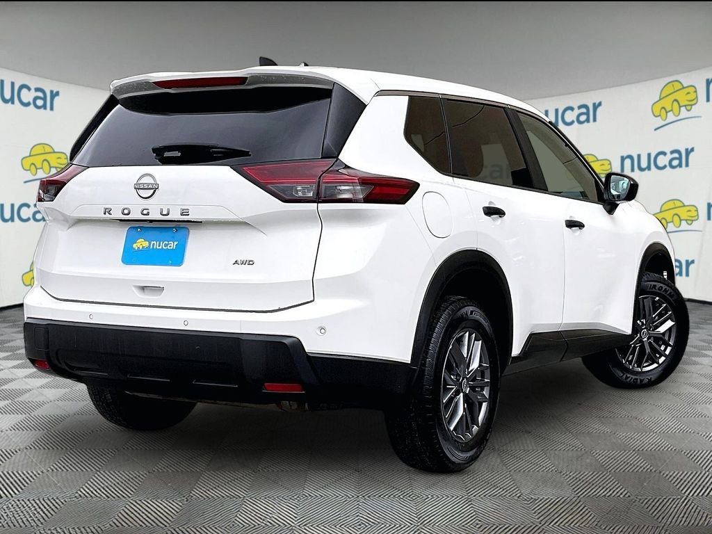 Certified Used 2024 White Nissan S image 6