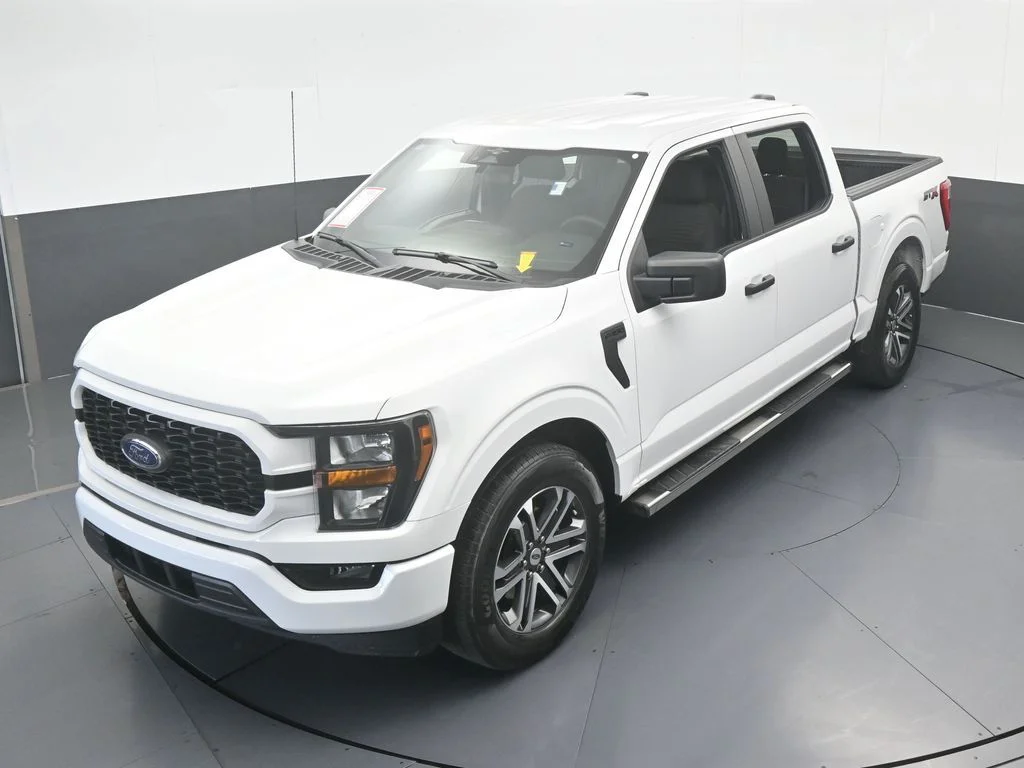Used 2023 Oxford White Ford XL image 39