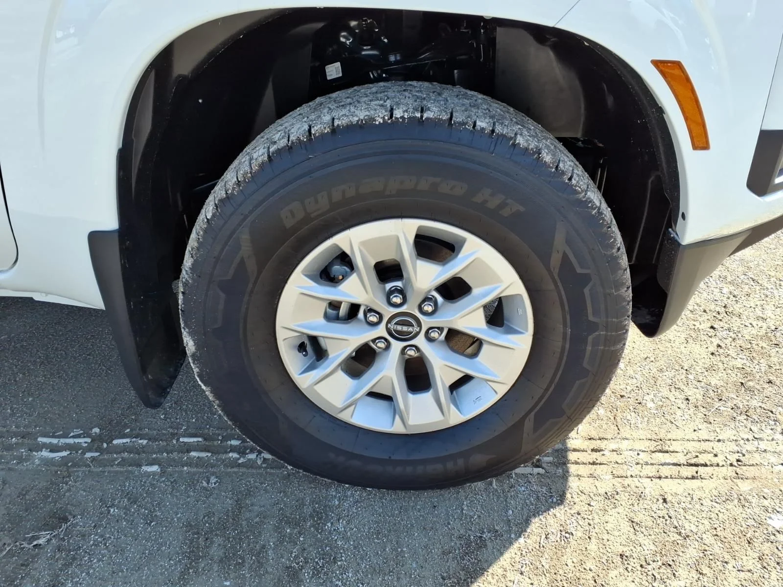 New 2026 Glacier White Nissan Crew Cab S image 4