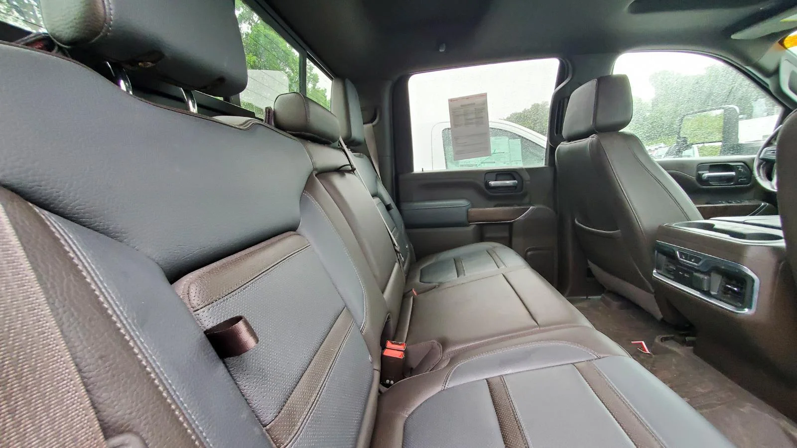 Used 2021 SUMMIT WHITE GMC Denali image 6