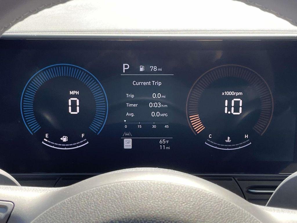 New 2026 White Hyundai SEL Sport FWD image 18