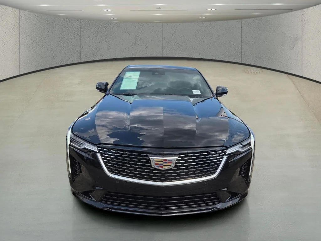 Used 2025 Black Cadillac Premium Luxury image 8